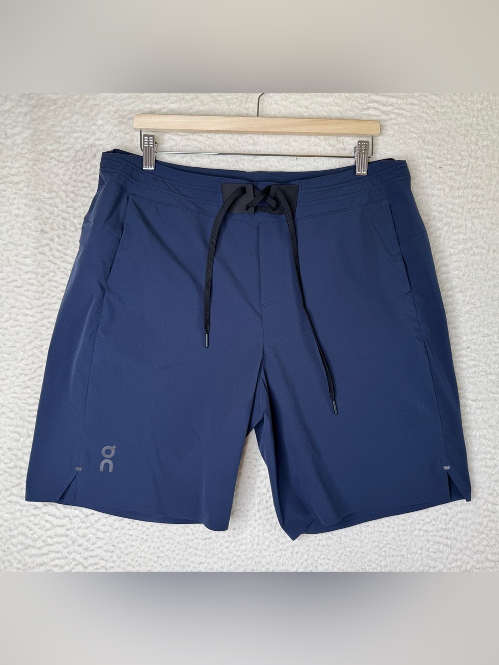 Run On Clouds Hybrid Shorts 2 In 1 w/ Liner Navy Men's Size XL - Picture 2 of 13
